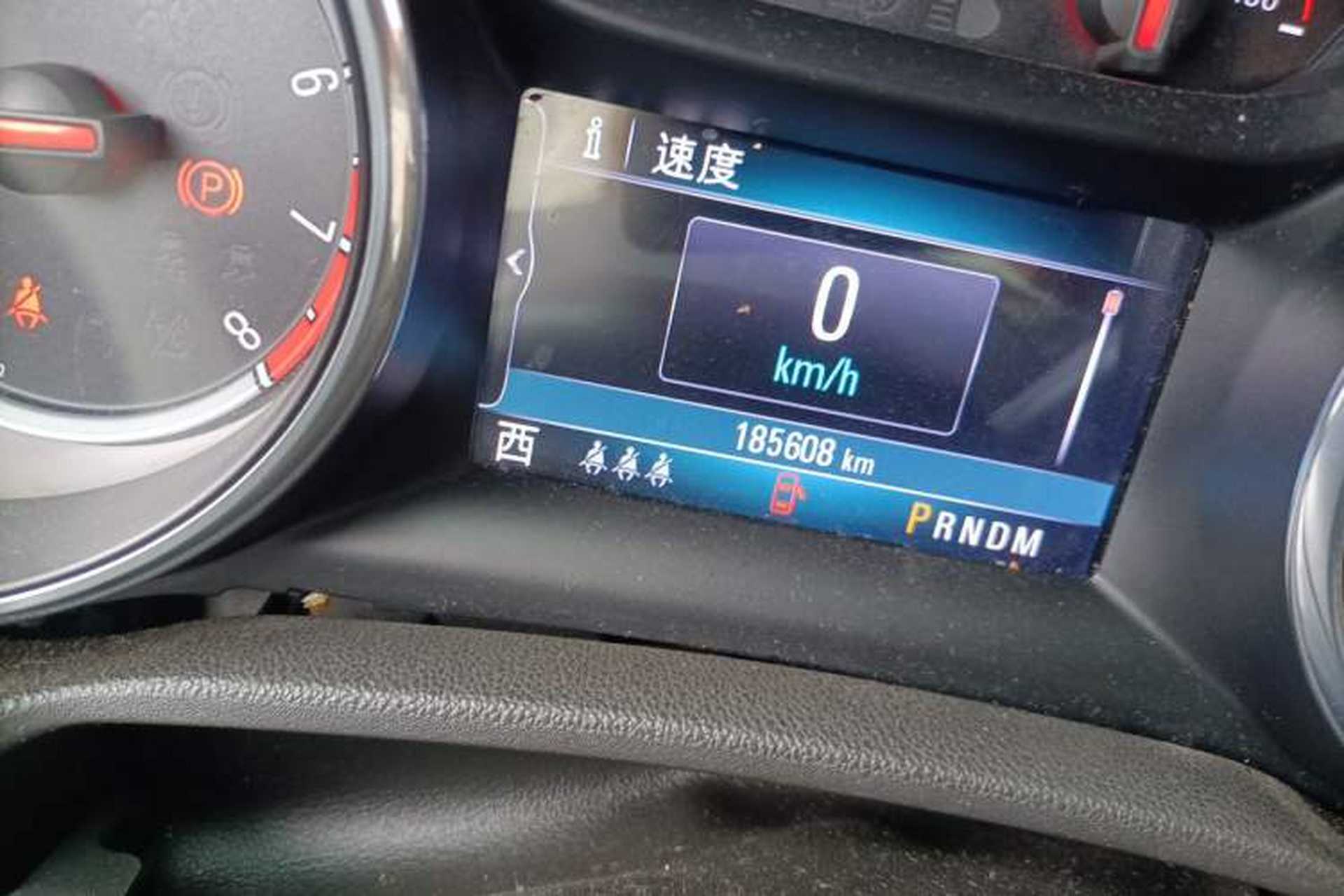 Used Buick Regal 2017 20T Elite Edition Odometer Close Up