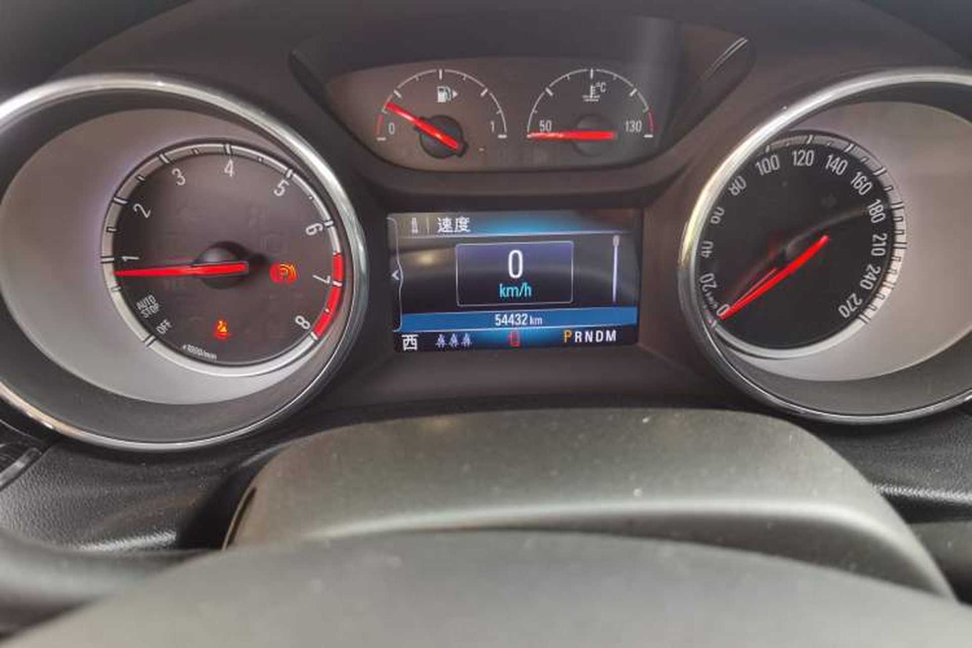 Used Buick Regal 2017 20T Elite Edition Odometer Close Up
