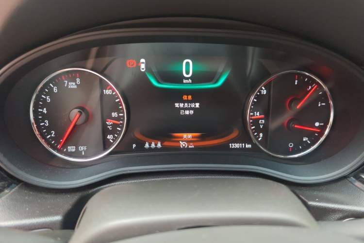 Used Buick Regal 2017 28T Luxury Edition Odometer Close Up