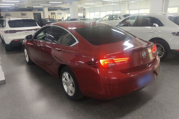 Used Buick Regal 2017 20T Luxury Model Rear Left 45 Deg