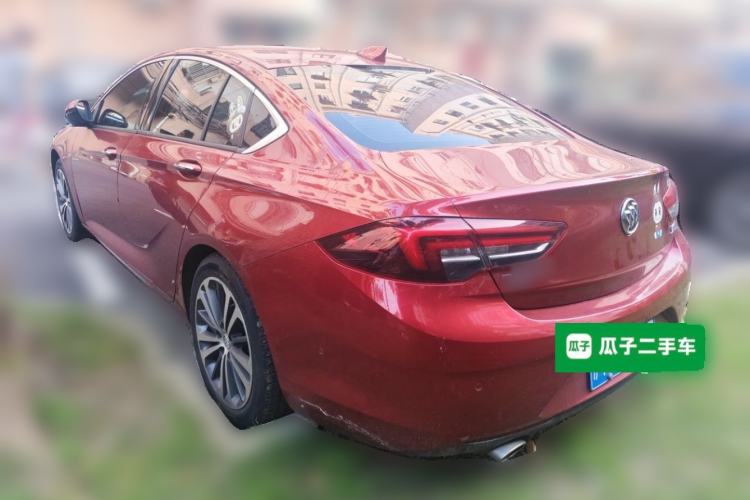 Used Buick Regal 2017 28T Luxury Edition Rear Left 45 Deg