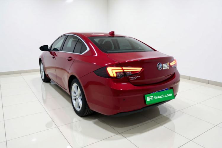 Used Buick Regal 2017 20T Elite Edition Rear Left 45 Deg