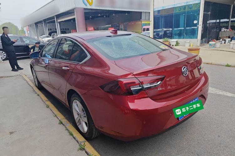Used Buick Regal 2017 20T Elite Edition Rear Left 45 Deg
