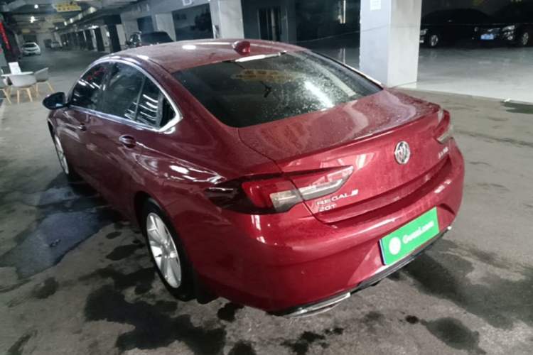 Used Buick Regal 2017 20T Elite Edition Rear Left 45 Deg