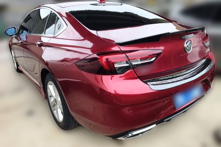 Used Buick Regal 2017 20T Elite Edition Rear Left 45 Deg