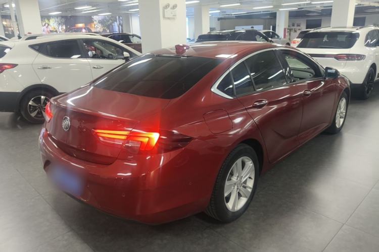 Used Buick Regal 2017 20T Luxury Model Rear Right 45 Deg