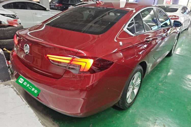 Used Buick Regal 2017 20T Elite Edition Rear Right 45 Deg