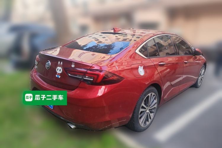 Used Buick Regal 2017 28T Luxury Edition Rear Right 45 Deg