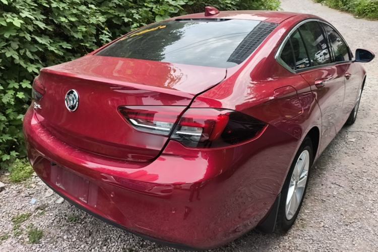 Used Buick Regal 2017 20T Elite Edition Rear Right 45 Deg
