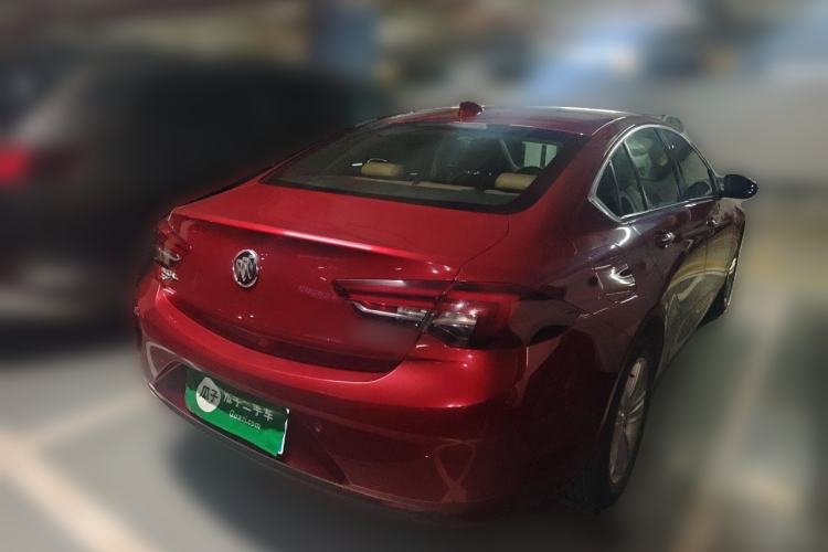 Used Buick Regal 2017 20T Elite Edition Rear Right 45 Deg
