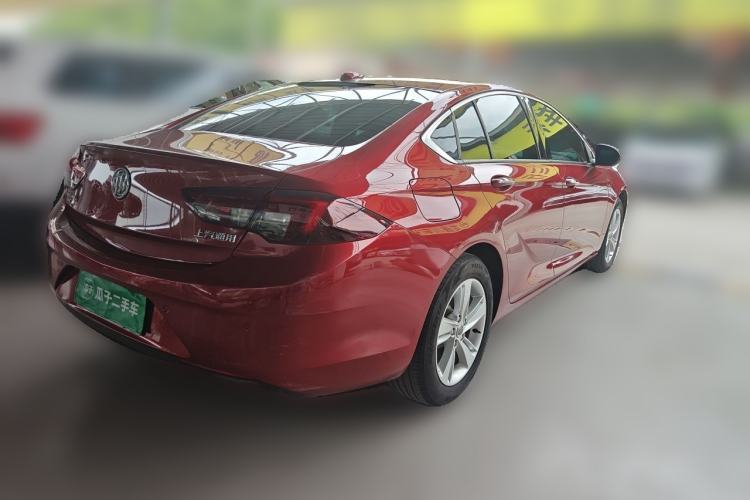 Used Buick Regal 2017 20T Elite Edition Rear Right 45 Deg