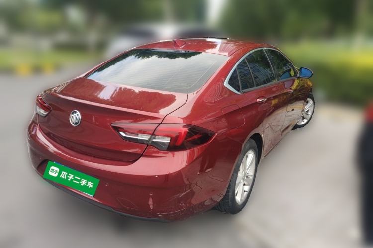 Used Buick Regal 2017 20T Elite Edition Rear Right 45 Deg