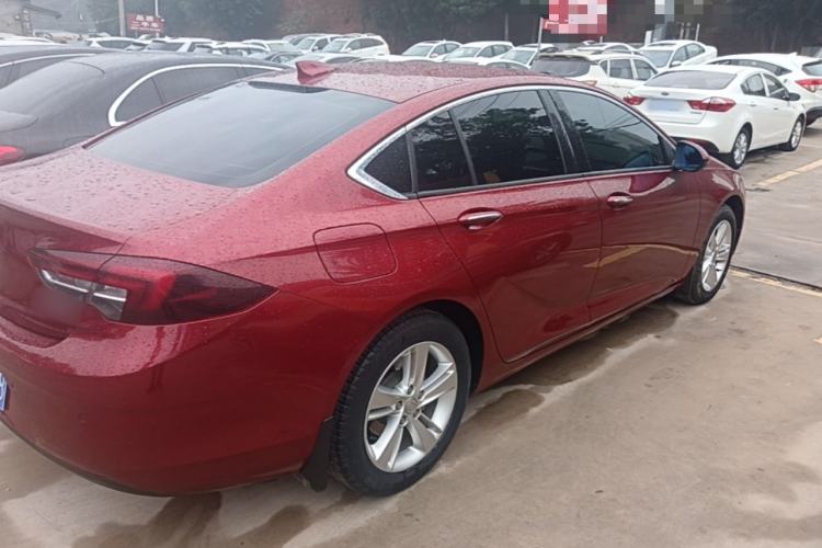 Used Buick Regal 2017 20T Elite Edition Rear Right 45 Deg
