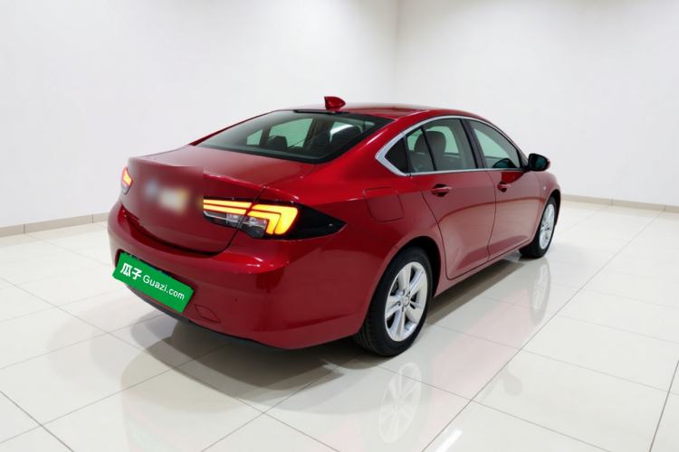 Used Buick Regal 2017 20T Elite Edition Rear Right 45 Deg
