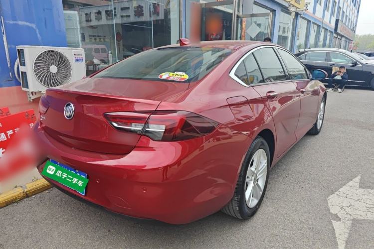 Used Buick Regal 2017 20T Elite Edition Rear Right 45 Deg