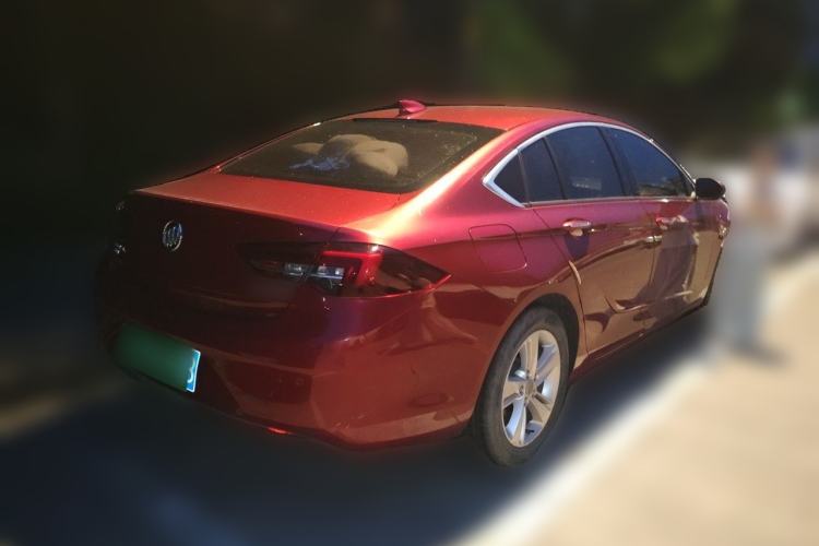 Used Buick Regal 2017 20T Elite Edition Rear Right 45 Deg
