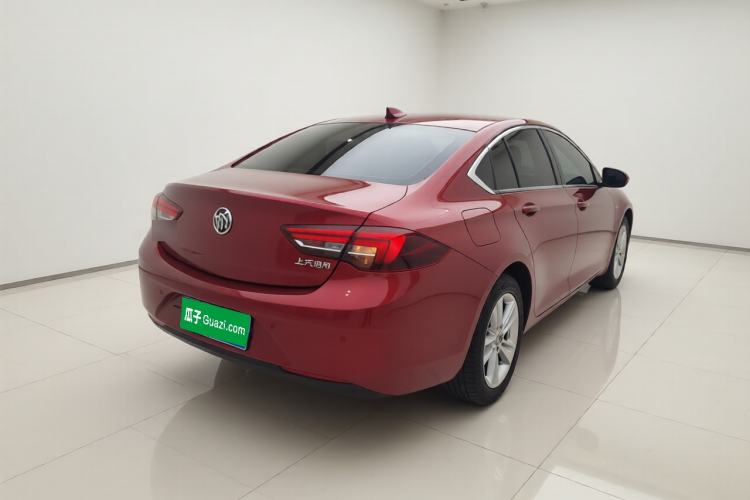 Used Buick Regal 2017 20T Elite Edition Rear Right 45 Deg