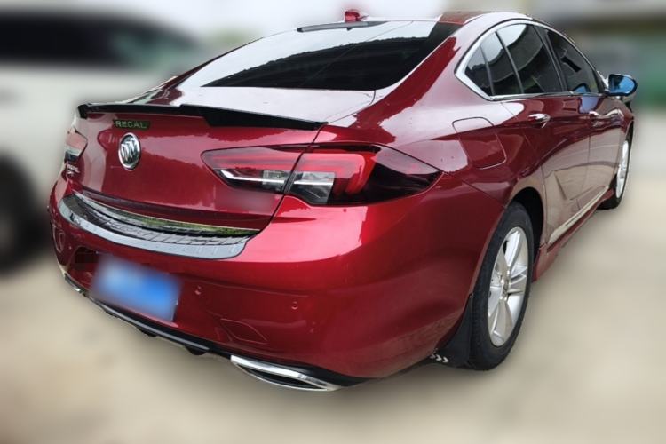 Used Buick Regal 2017 20T Elite Edition Rear Right 45 Deg