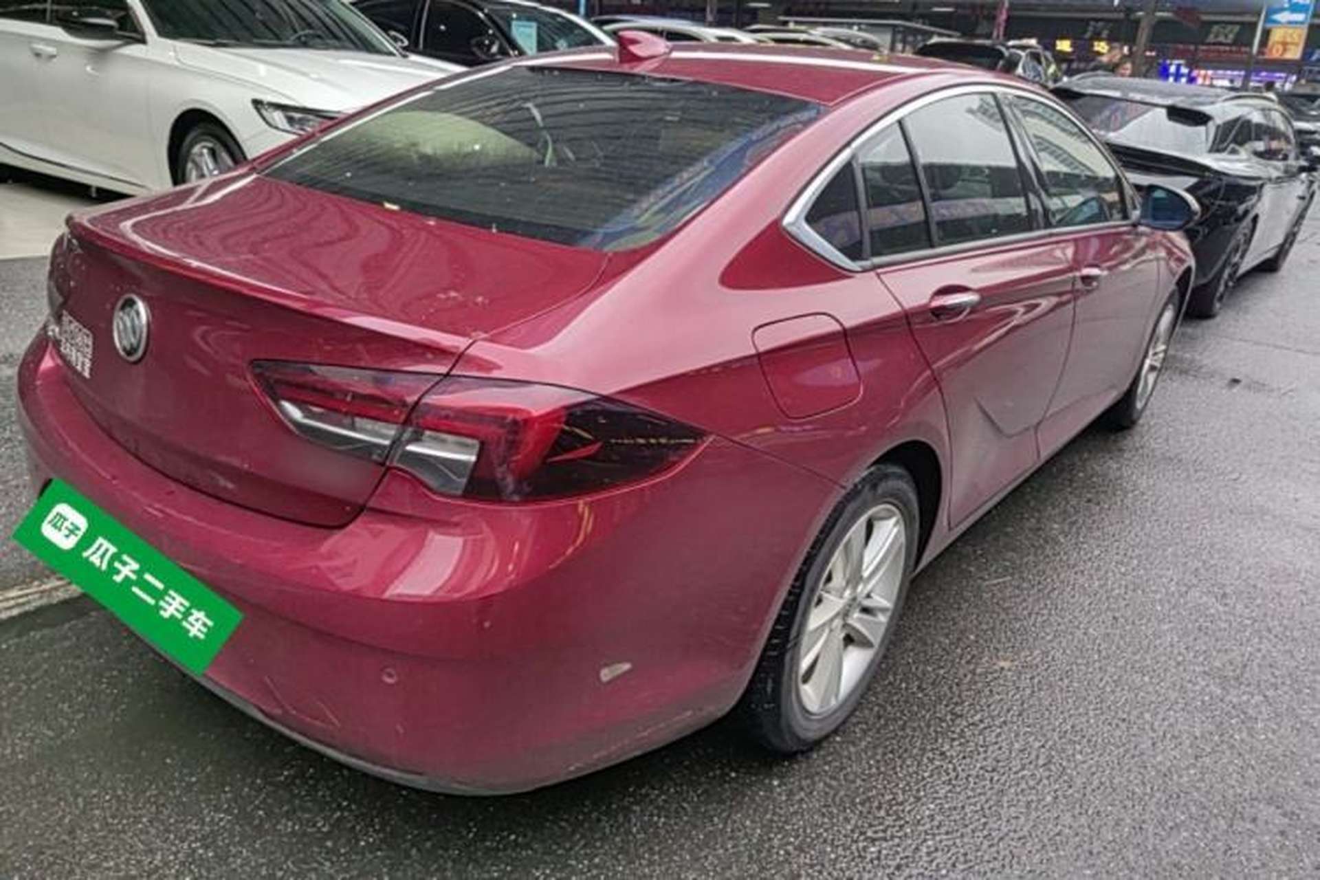 Used Buick Regal 2017 20T Elite Edition Rear Right 45 Deg