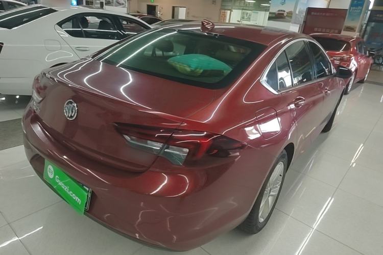 Used Buick Regal 2017 20T Elite Edition Rear Right 45 Deg