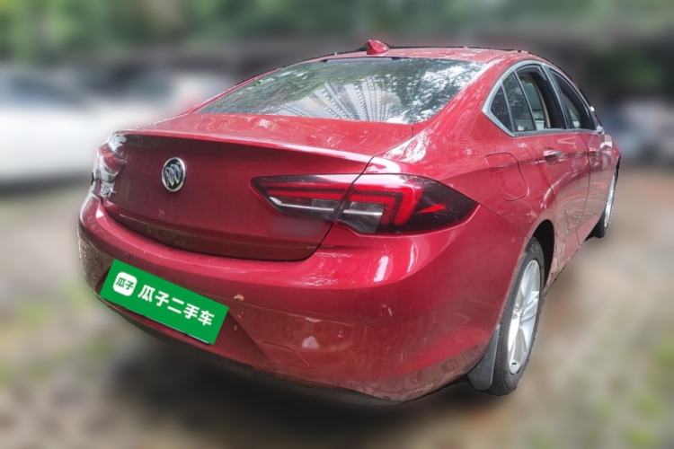 Used Buick Regal 2017 20T Elite Edition Rear Right 45 Deg
