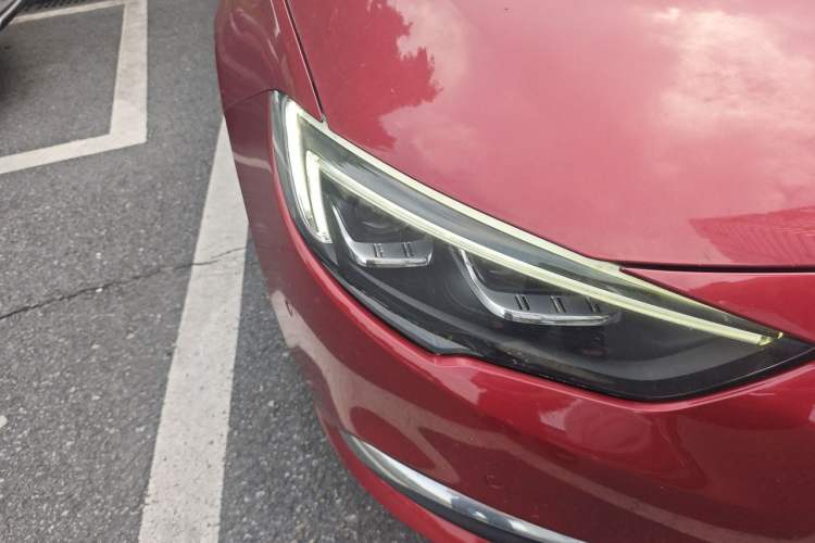 Used Buick Regal 2017 28T Prestige Model Right Front Headlight