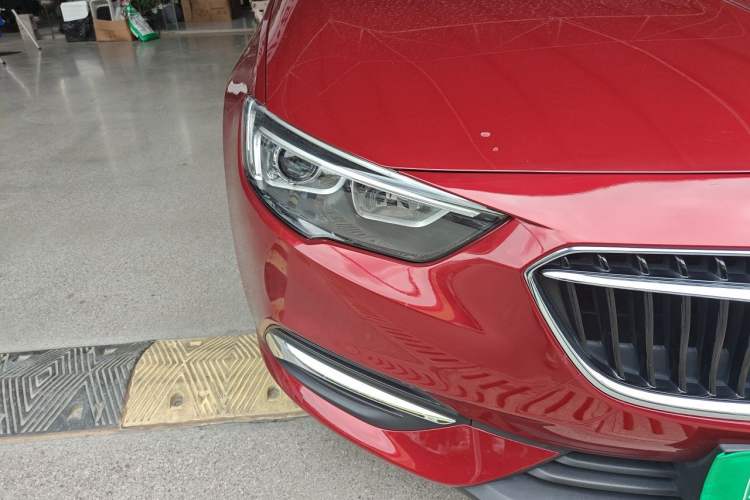 Used Buick Regal 2017 20T Elite Edition Right Front Headlight