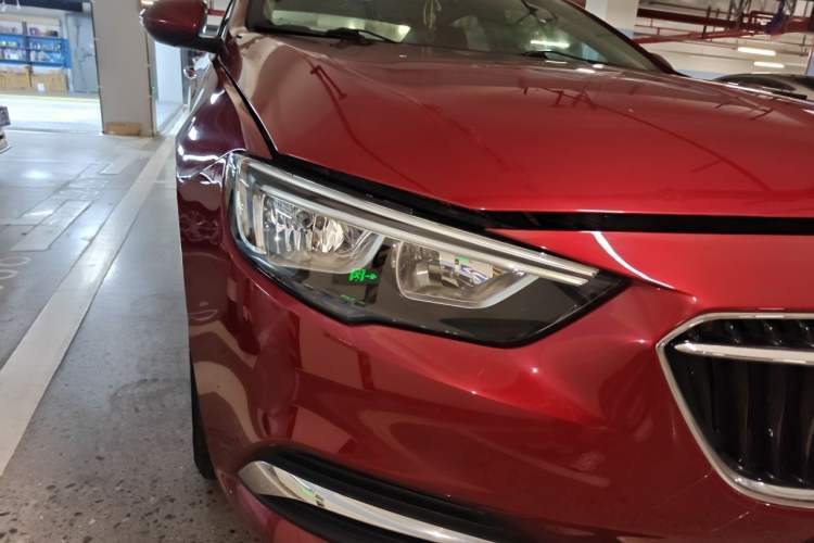Used Buick Regal 2017 20T Elite Edition Right Front Headlight