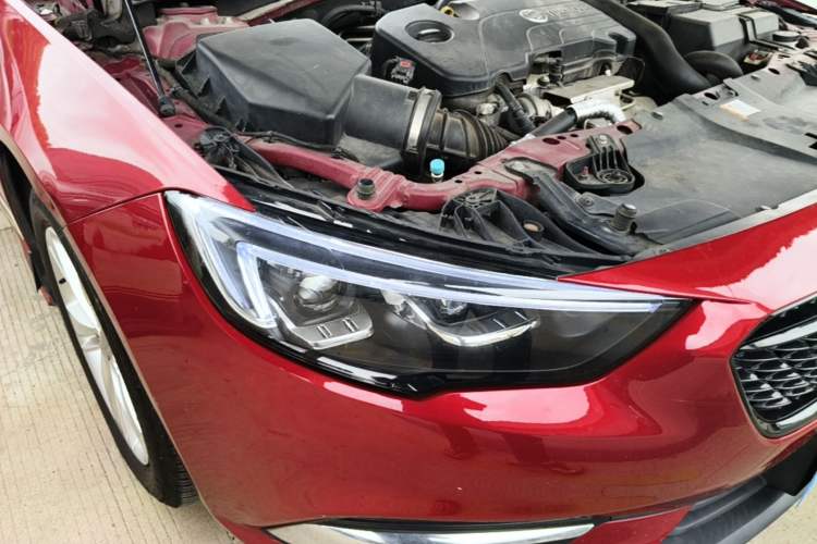 Used Buick Regal 2017 20T Elite Edition Right Front Headlight