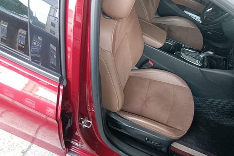 Used Buick Regal 2017 28T Prestige Model Right Front Seat