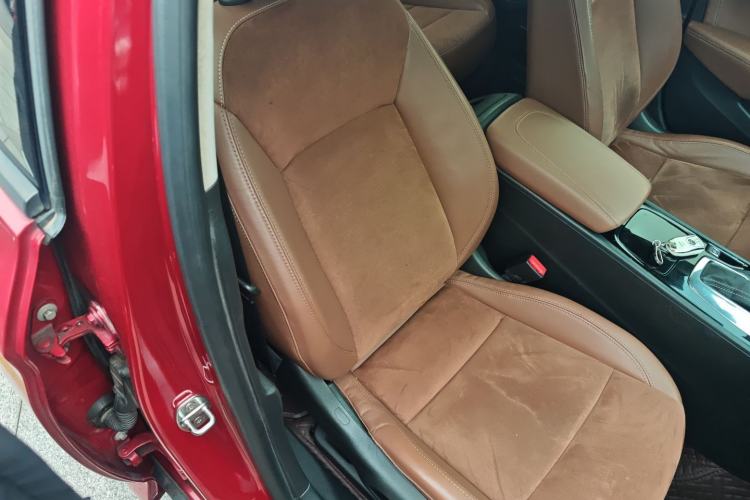 Used Buick Regal 2017 20T Elite Edition Right Front Seat