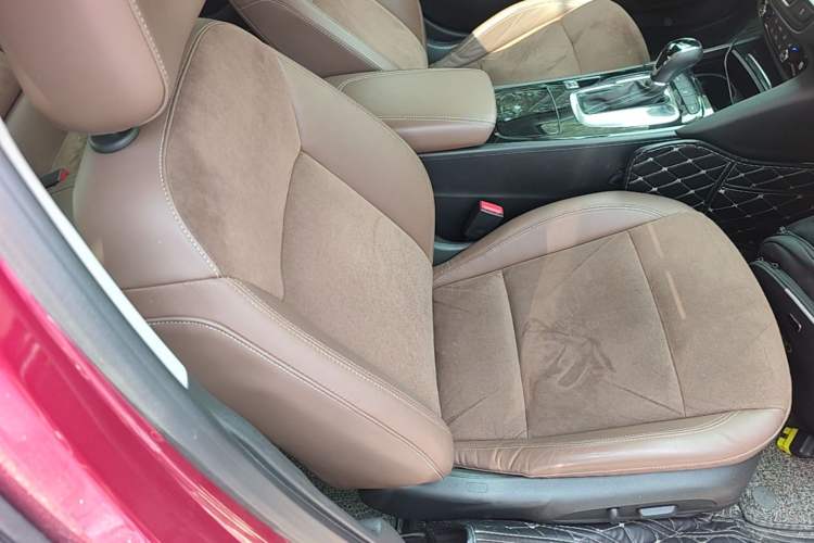 Used Buick Regal 2017 20T Elite Edition Right Front Seat
