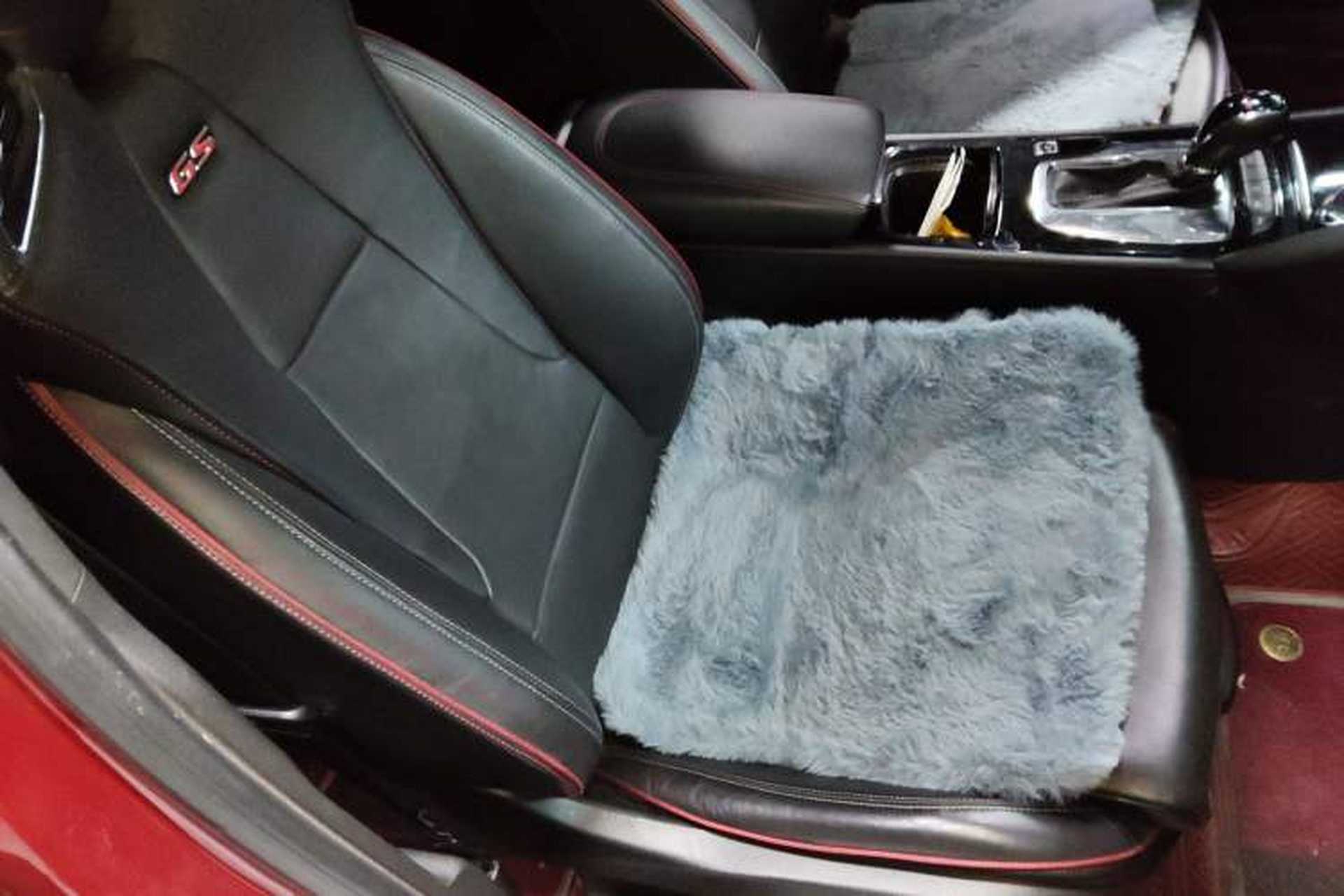 Used Buick Regal 2017 GS 28T Luxury Model Right Front Seat