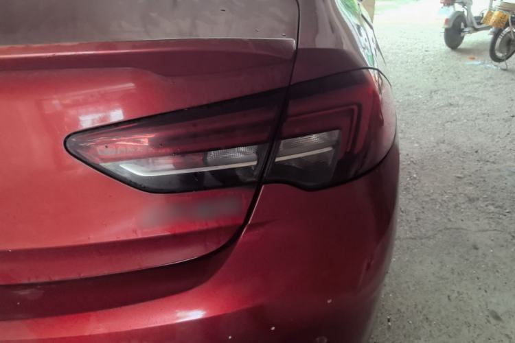Used Buick Regal 2017 20T Elite Edition Right Rear Taillight