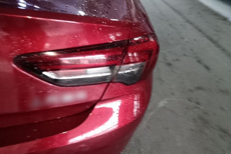 Used Buick Regal 2017 20T Elite Edition Right Rear Taillight