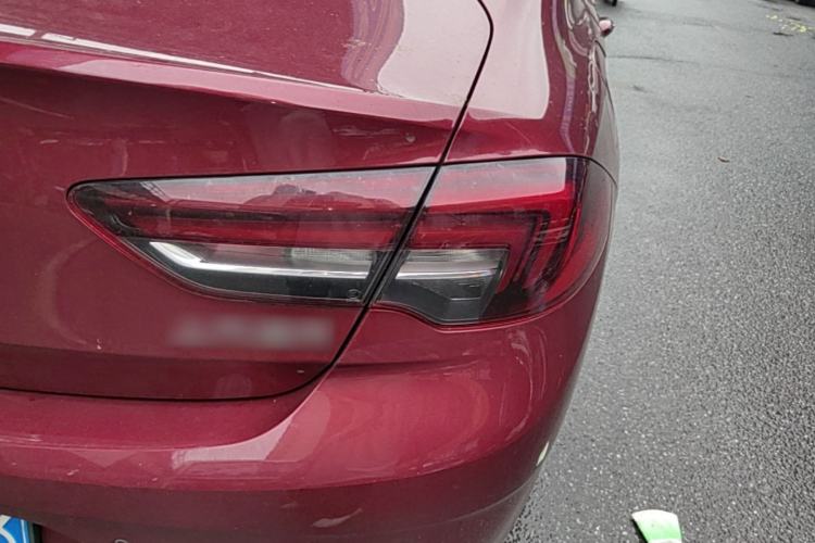 Used Buick Regal 2017 20T Elite Edition Right Rear Taillight