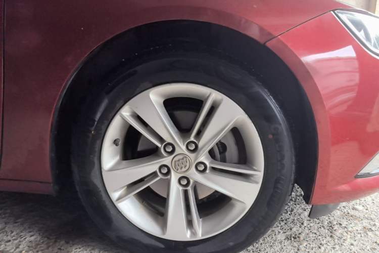 Used Buick Regal 2017 20T Elite Edition Right Rear Wheel Hub