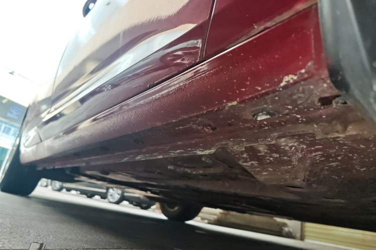 Used Buick Regal 2017 20T Elite Edition Right Side Sill