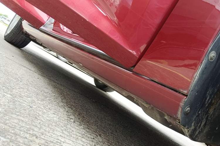 Used Buick Regal 2017 20T Elite Edition Right Side Sill