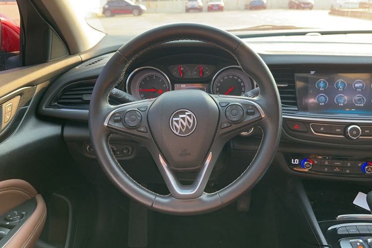 Used Buick Regal 2017 20T Elite Edition Steering Wheel