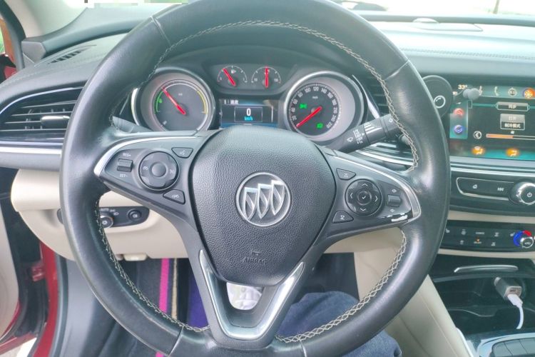 Used Buick Regal 2017 30H Luxury Version Steering Wheel