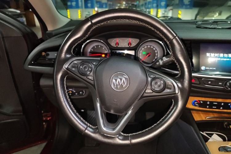 Used Buick Regal 2017 20T Elite Edition Steering Wheel