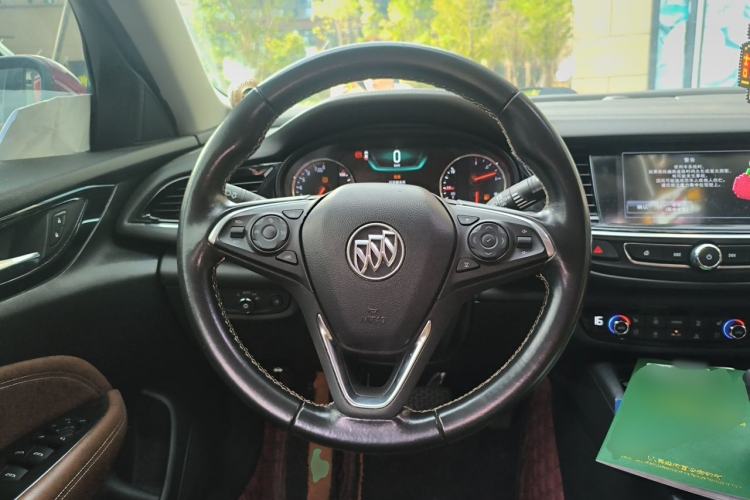 Used Buick Regal 2017 20T Prestige Model Steering Wheel