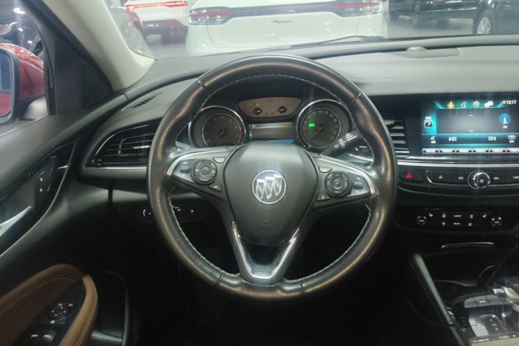 Used Buick Regal 2017 20T Luxury Model Steering Wheel