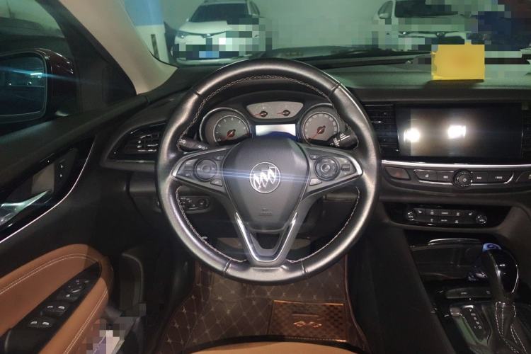 Used Buick Regal 2017 20T Elite Edition Steering Wheel
