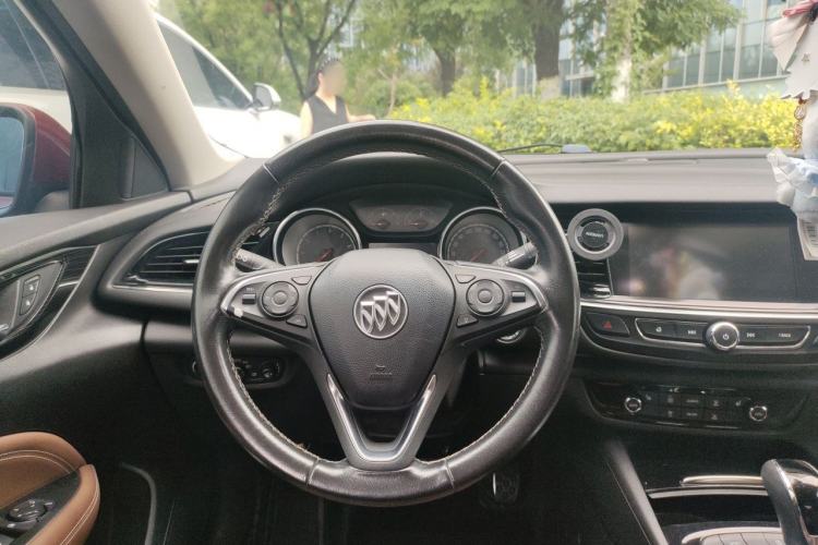 Used Buick Regal 2017 20T Elite Edition Steering Wheel
