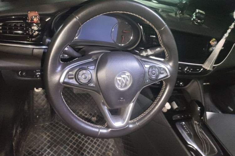 Used Buick Regal 2017 28T Prestige Model Steering Wheel