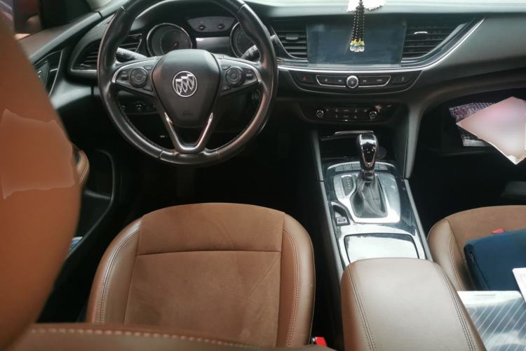 Used Buick Regal 2017 20T Elite Edition Steering Wheel