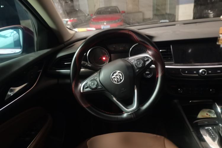 Used Buick Regal 2017 20T Luxury Model Steering Wheel