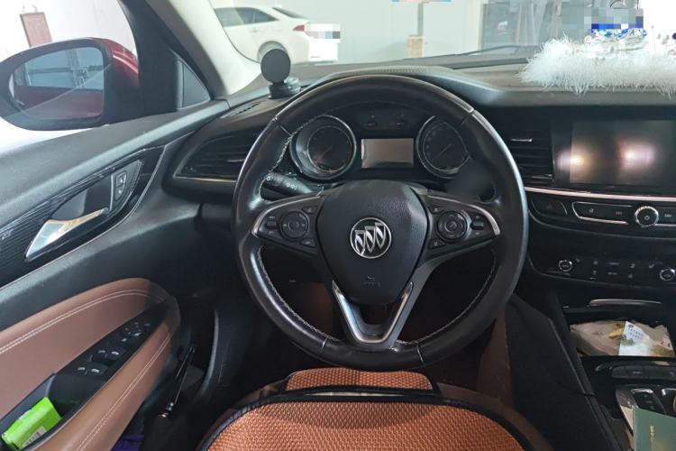 Used Buick Regal 2017 20T Luxury Model Steering Wheel